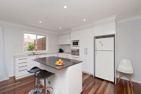Sandy Point Road 98 Eden By The Bay - Australia Accommodation 3