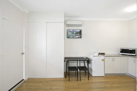 Australian Community Villages - Australia Accommodation 2