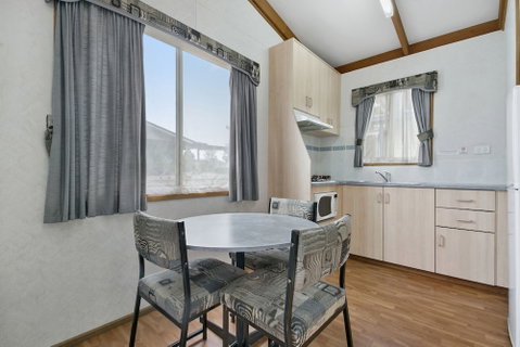 Australian Community Villages - Australia Accommodation 1