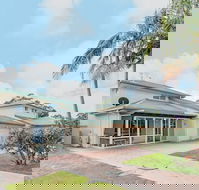 Occy's at Fingal Bay - Australia Accommodation