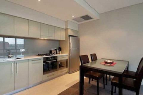Astra Apartments Sydney - George St - Australia Accommodation 4