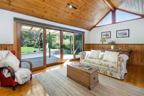 Abrahams On Bank - Australia Accommodation 0