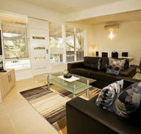 Beach House Units - 2 - Australia Accommodation