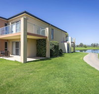 Villa on the Green - Australia Accommodation
