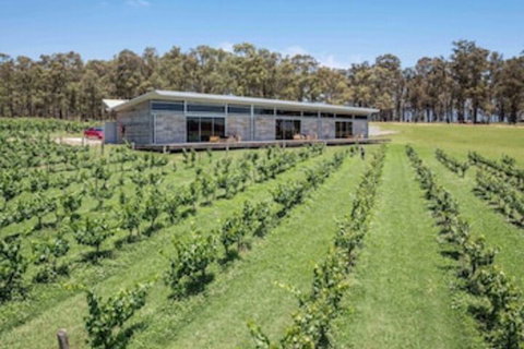The Longhouse Suite 1 - Australia Accommodation 0