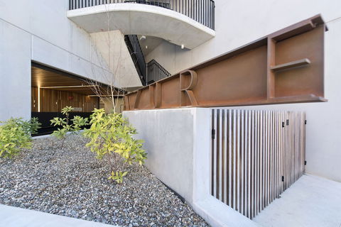 Accommodate Canberra - Azure - Australia Accommodation 0