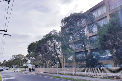 Clayton Apartment - Australia Accommodation 4
