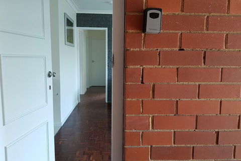Clayton Apartment - Australia Accommodation 1