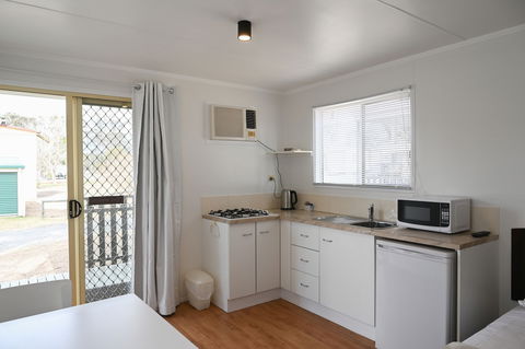 Crows Nest QLD Tourist Park - Australia Accommodation 1