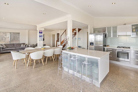 Margaret River Farmhouse - Australia Accommodation 2