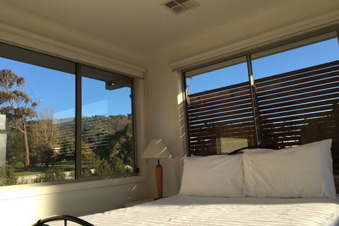 Aquawaters House By Barefoot Beach Stays - Australia Accommodation 6