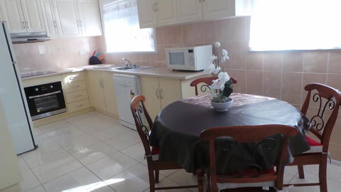 The Garden House - Australia Accommodation 6