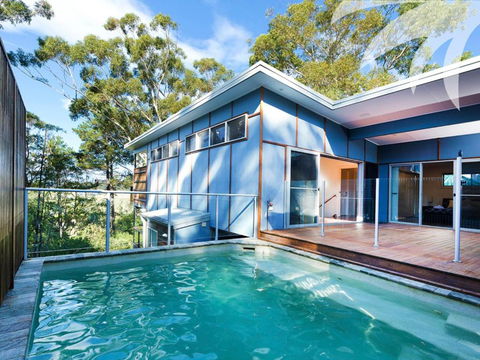 Akama - Australia Accommodation 2