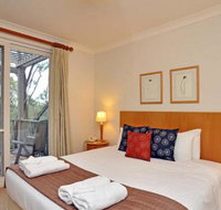 Villa Merlot Located Within Cypress Lakes - Australia Accommodation