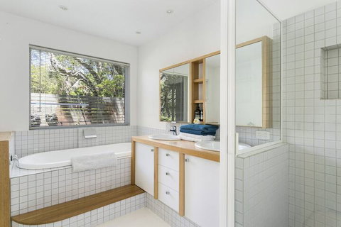 Amaranthine Abodes - Australia Accommodation 1
