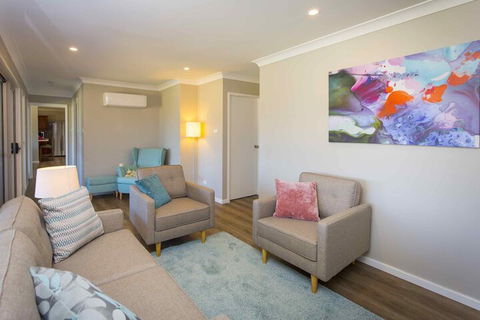 Amani - Australia Accommodation 4