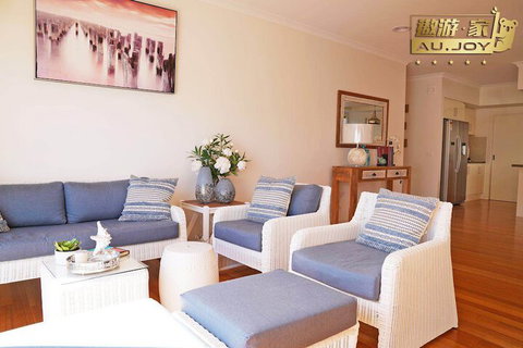 AUJOY 4 Bed Townhouse Glen Waverley - Australia Accommodation 7