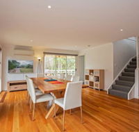 Bay Breeze Retreat - Australia Accommodation