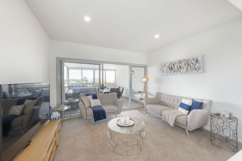 Astra Apartments Merewether - Australia Accommodation 3
