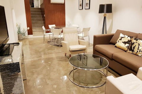 Darling Harbour Modern 2 Bedroom Terrace - Australia Accommodation 6