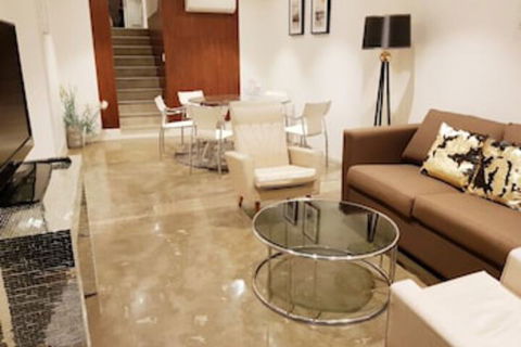 Darling Harbour Modern 2 Bedroom Terrace - Australia Accommodation 0