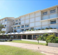 Deep Blue 12 - Australia Accommodation