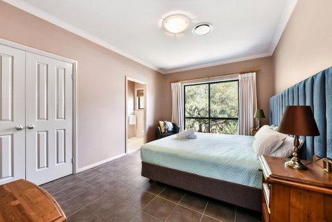 Ironstone Estate - Australia Accommodation 5