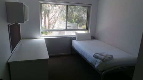 Unilodge At UC Short Stays - Australia Accommodation 3