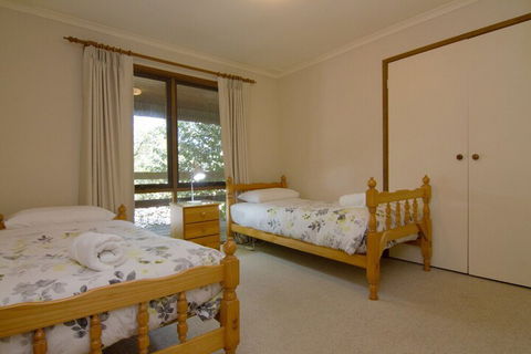 Alrima Lodge Bright - Australia Accommodation 5