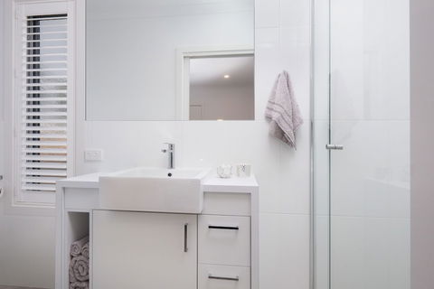 Albury Yalandra Apartment 4 - Australia Accommodation 5