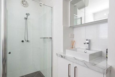 Understated Elegance Affordable Luxury - Australia Accommodation 4