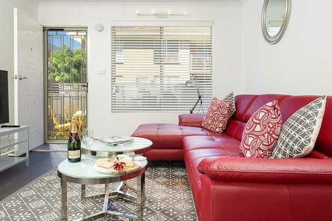Understated Elegance Affordable Luxury - Australia Accommodation 6