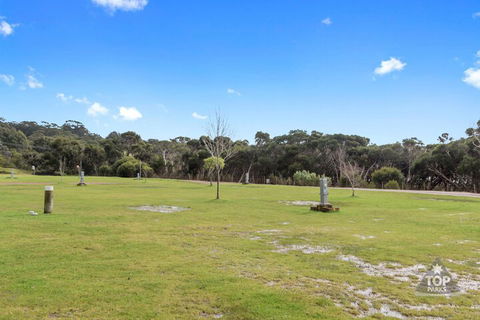 Rest Point Holiday Village - Australia Accommodation 1