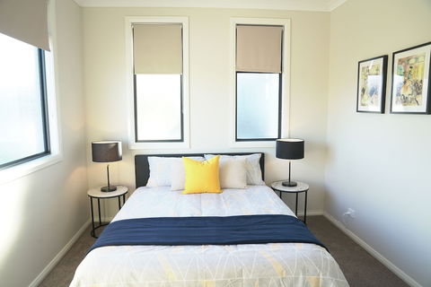 Comfort House Near Box Hill - Australia Accommodation 5