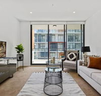 HomeHotel Waterside Luxury  New Residences - Australia Accommodation