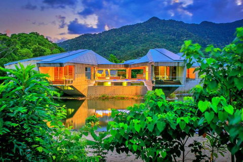 Alkira Award Winning Luxury Holiday Home - Australia Accommodation 2