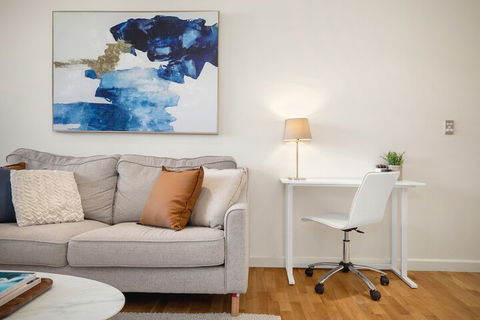 Urban Rest Foveaux St - Australia Accommodation 4