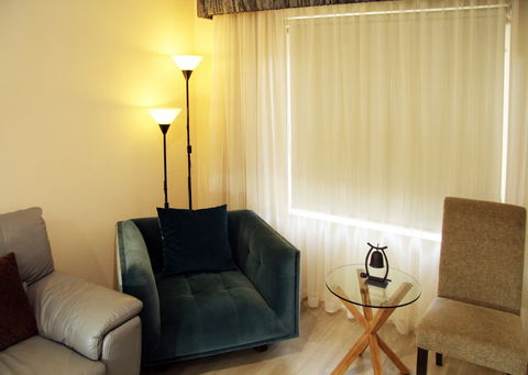 Adelaide CBD Apartment - 3BR, 2Bath & Carpark - Australia Accommodation 5