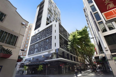 CBD Apartment In Perfect Location - Australia Accommodation 1