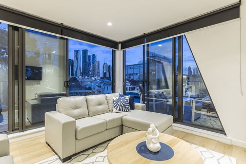 Q Squared Serviced Apartments - Australia Accommodation 3