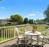 22 Broadbeach Drive - Australia Accommodation