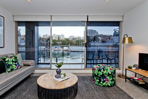 Absolute Sydney Harbour Front Luxury With Parking - Australia Accommodation 6