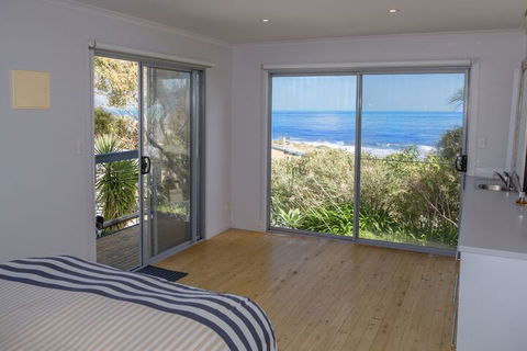 Coorumbene 8 Scenic Way - Australia Accommodation 3