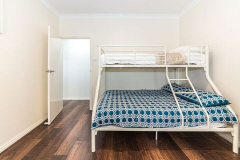 The Haven 6A Turnberry Drive - Australia Accommodation 5