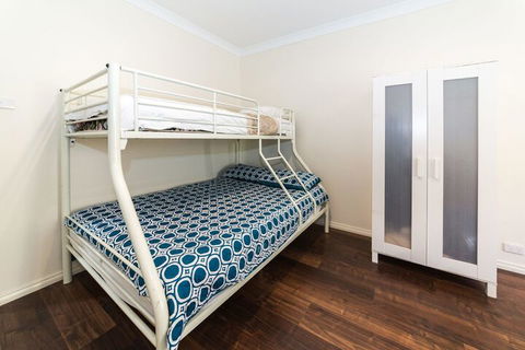 The Haven 6A Turnberry Drive - Australia Accommodation 4