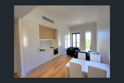 Potts Point Apartment In The Manor - Australia Accommodation 2