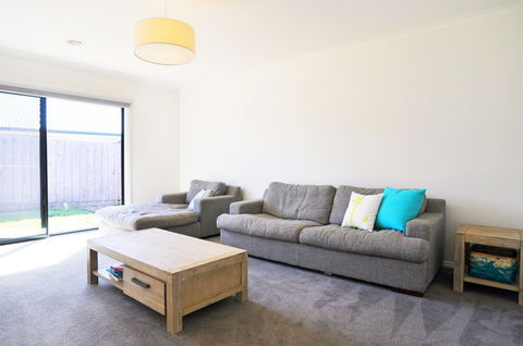 Plovers Rest Surf Side Free Wifi - Australia Accommodation 3