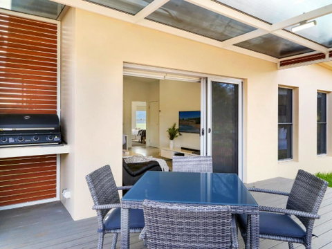Ironbark Villa 5 - Australia Accommodation 4