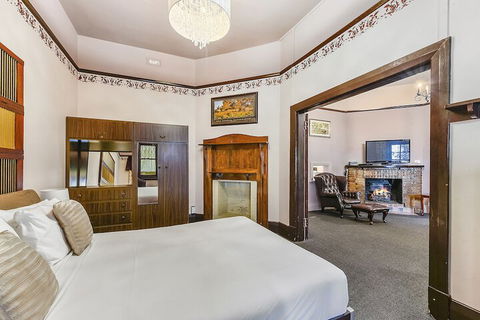 Wyatt Guest House - Australia Accommodation 6