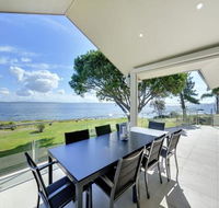 Stunning Waters Penthouse Sandy Point Road 46 - Australia Accommodation